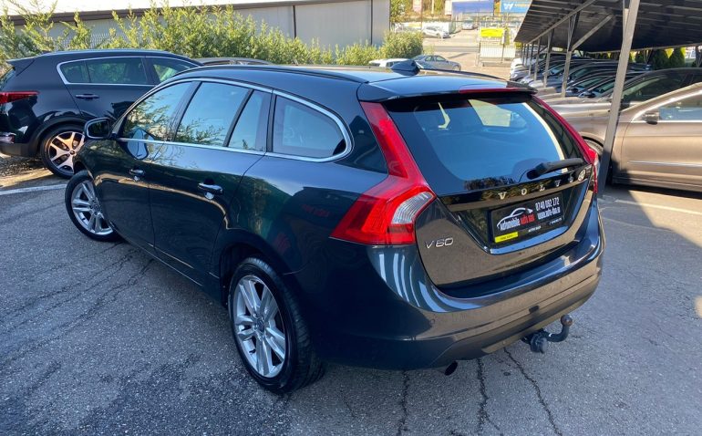 Volvo V60 Diesel 1.6 2011 Manuala m-2 auto-dan.ro