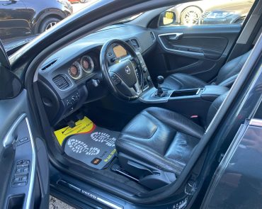 Volvo V60 Diesel 1.6 2011 Manuala 4 auto-dan.ro