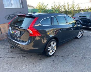 Volvo V60 Diesel 1.6 2011 Manuala 8 auto-dan.ro