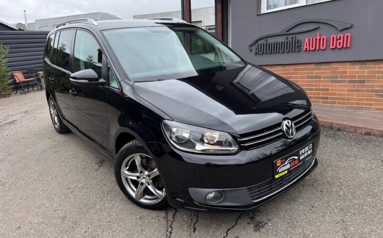 Volkswagen Touran Diesel 1.6 2012 Manuala m-1 auto-dan.ro