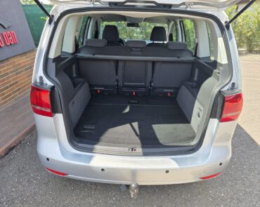 Volkswagen Touran Diesel 1.6 2014 Manuala 12 auto-dan.ro