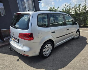 Volkswagen Touran Diesel 1.6 2014 Manuala 4 auto-dan.ro