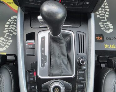 Audi Q5 Benzina 2.0 2009 Automata 12 auto-dan.ro