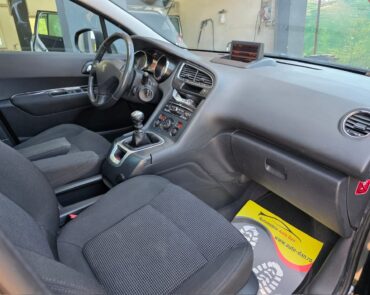 Peugeot 5008 Benzina 1.6 2010 Manuala 7 auto-dan.ro