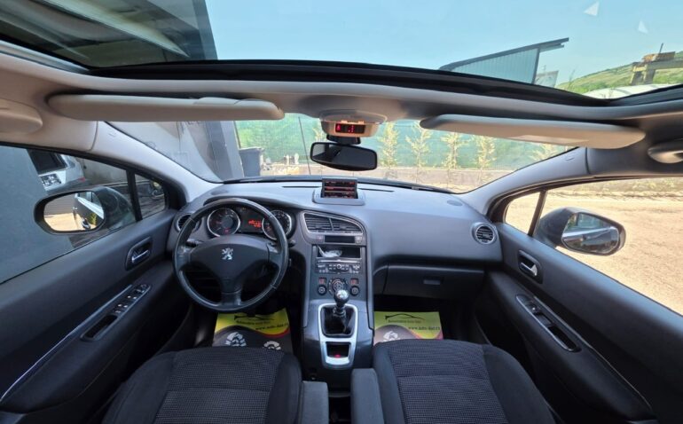 Peugeot 5008 Benzina 1.6 2010 Manuala m-9 auto-dan.ro