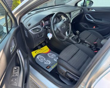 Opel Astra Diesel 1.6 2017 Manuala