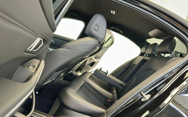 BMW 318 Diesel 2.0 2022 Automata m-9 auto-dan.ro