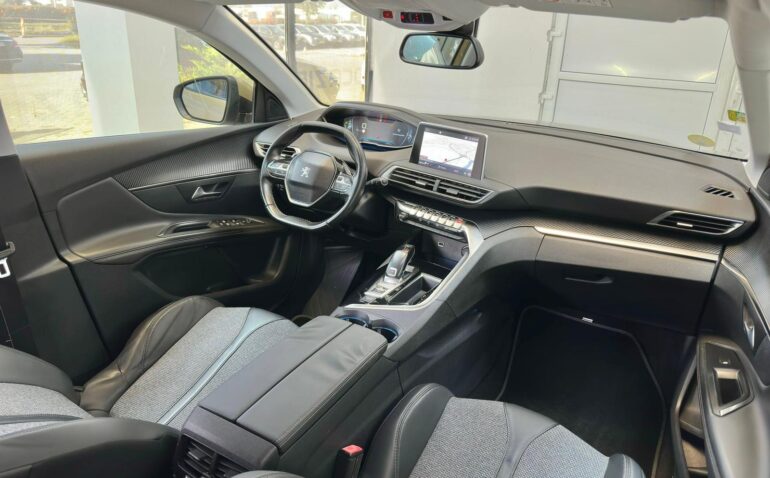 Peugeot 3008 Diesel 1.6 2017 Automata m-8 auto-dan.ro
