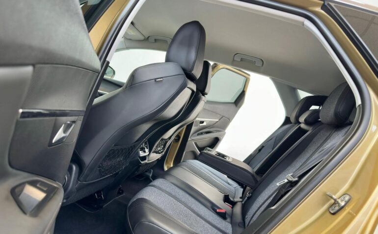 Peugeot 3008 Diesel 1.6 2017 Automata m-9 auto-dan.ro