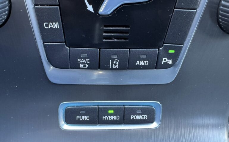 Volvo V60 Hybrid diesel 2.4 2015 Automata m-12 auto-dan.ro