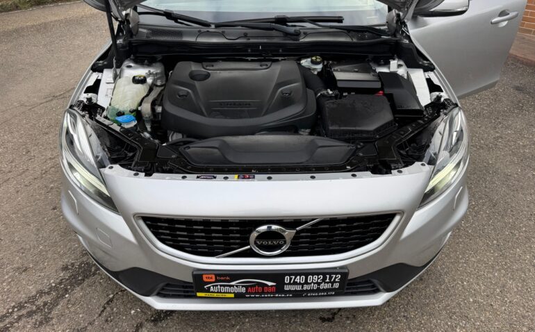 Volvo V40 Diesel 2.0 2017 Manuala m-11 auto-dan.ro