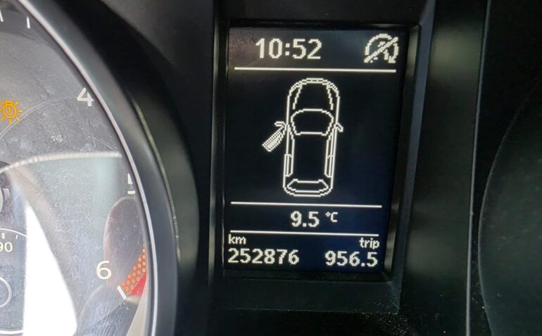 Volkswagen Golf Diesel 1.6 2012 Manuala m-13 auto-dan.ro