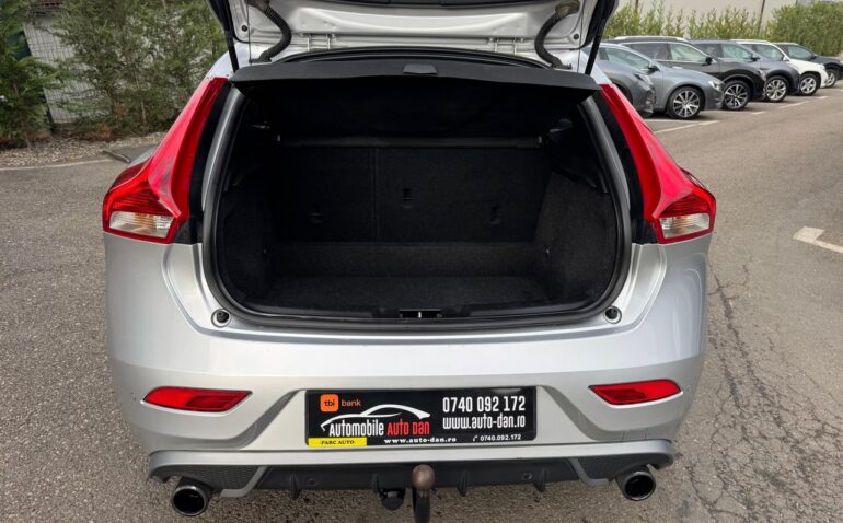 Volvo V40 Diesel 2.0 2017 Manuala m-12 auto-dan.ro