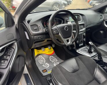 Volvo V40 Diesel 2.0 2017 Manuala 4 auto-dan.ro