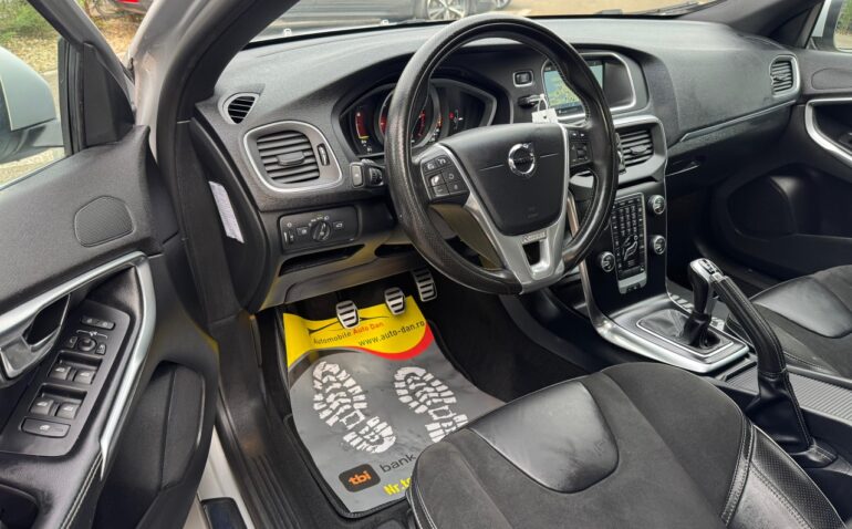 Volvo V40 Diesel 2.0 2017 Manuala m-4 auto-dan.ro
