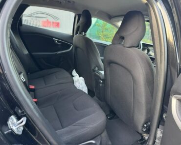 Volvo V40 Diesel 2.0 2017 Manuala 9 auto-dan.ro