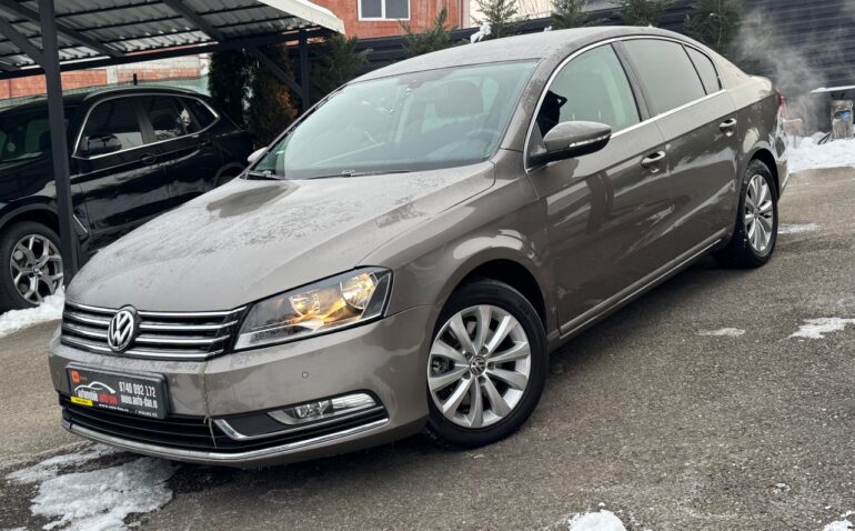 Volkswagen Passat Benzina 1.8 2012 Automata m-6 auto-dan.ro