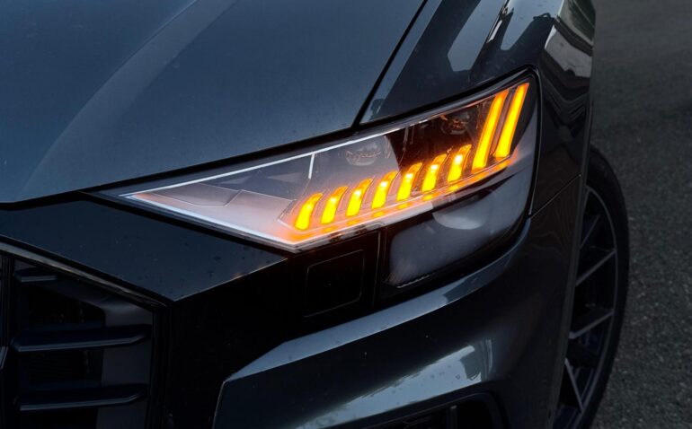 Audi Q8 Hybrid diesel 3.0 2019 Automata m-23 auto-dan.ro
