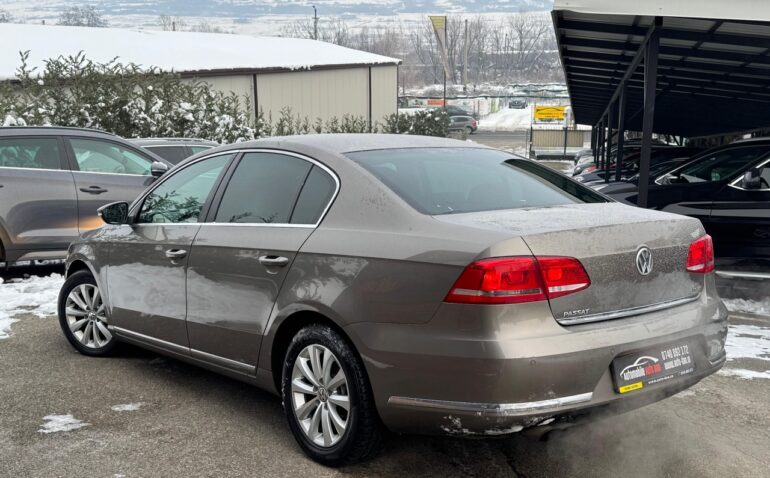 Volkswagen Passat Benzina 1.8 2012 Automata m-5 auto-dan.ro