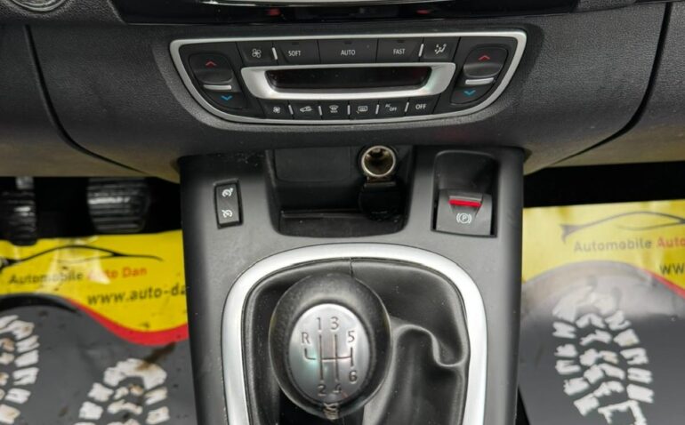 Renault Scenic Diesel 1.6 2013 Manuala m-6 auto-dan.ro