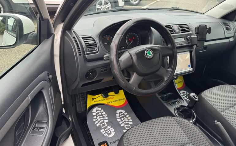 Skoda Fabia Diesel 1.6 2011 Manuala m-5 auto-dan.ro