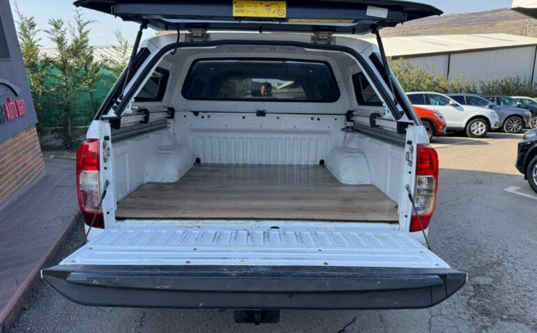 Nissan Navara Diesel 2.3 2017 Manuala m-22 auto-dan.ro