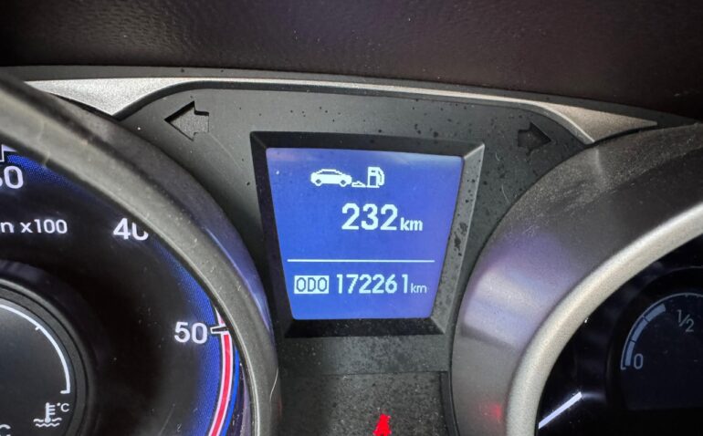 Hyundai iX35 Diesel 2.0 2012 Manuala m-19 auto-dan.ro