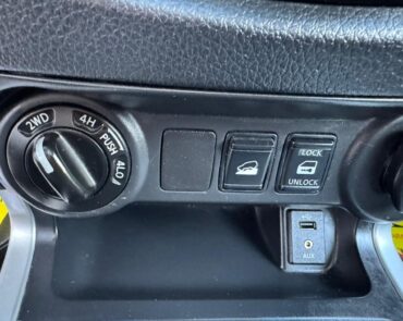 Nissan Navara Diesel 2.3 2017 Manuala 18 auto-dan.ro