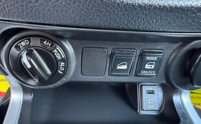 Nissan Navara Diesel 2.3 2017 Manuala m-18 auto-dan.ro