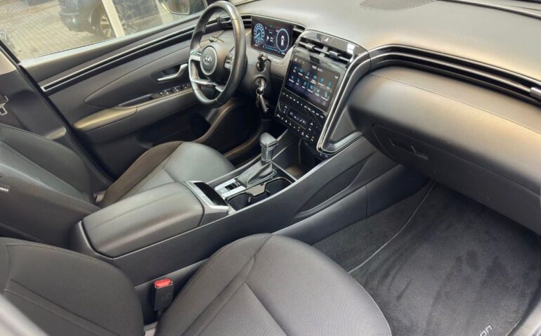 Hyundai Tucson Hybrid diesel 1.6 2021 Automata m-8 auto-dan.ro