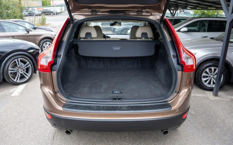 Volvo Xc60 Diesel 2.4 2013 Automata m-17 auto-dan.ro
