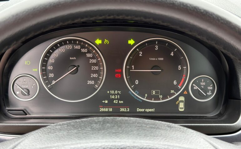 BMW 520 Diesel 2.0 2012 Manuala m-18 auto-dan.ro