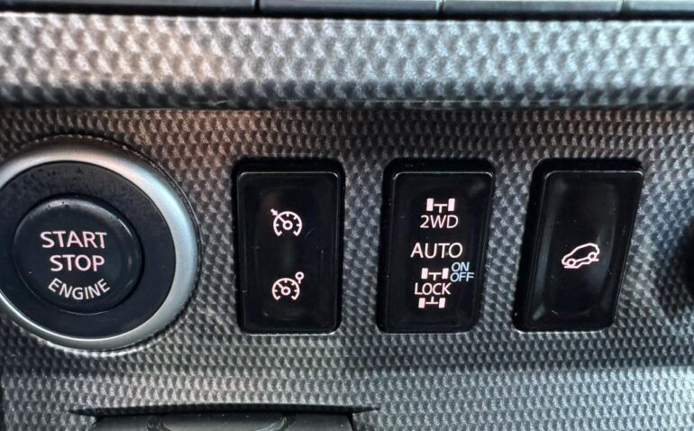 Renault Koleos Diesel 2.0 2014 Manuala m-14 auto-dan.ro