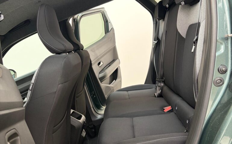 Dacia Duster Benzina + gpl 1.2 2026 Manuala m-9 auto-dan.ro