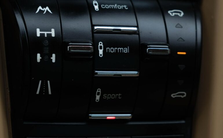 Porsche Cayenne Diesel 3.0 2010 Automata m-19 auto-dan.ro