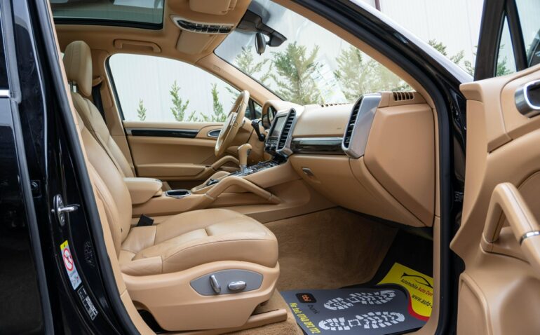 Porsche Cayenne Diesel 3.0 2010 Automata m-12 auto-dan.ro