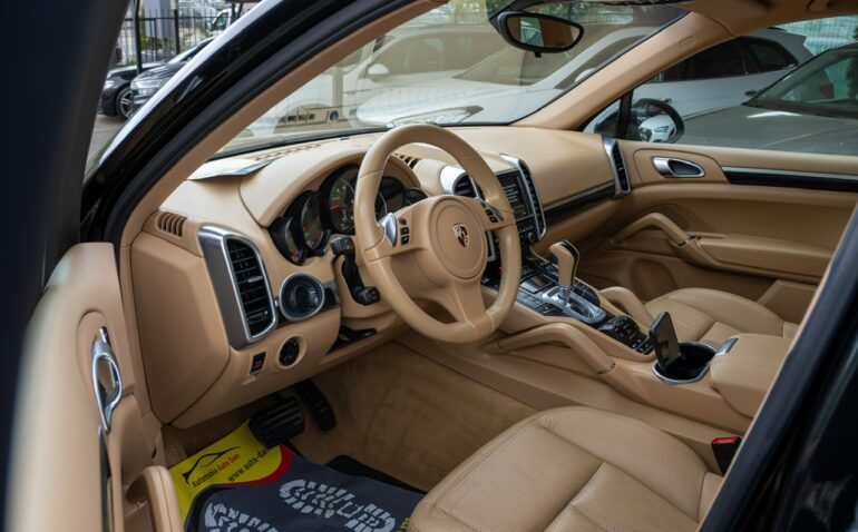 Porsche Cayenne Diesel 3.0 2010 Automata m-9 auto-dan.ro