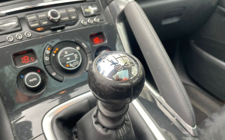 Peugeot 3008 Benzina 1.6 2011 Manuala m-5 auto-dan.ro