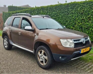 Dacia Duster Benzina 1.6 2011 Manuala 6 auto-dan.ro