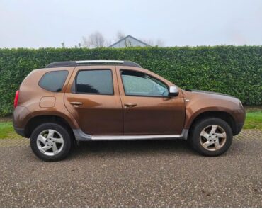 Dacia Duster Benzina 1.6 2011 Manuala 7 auto-dan.ro