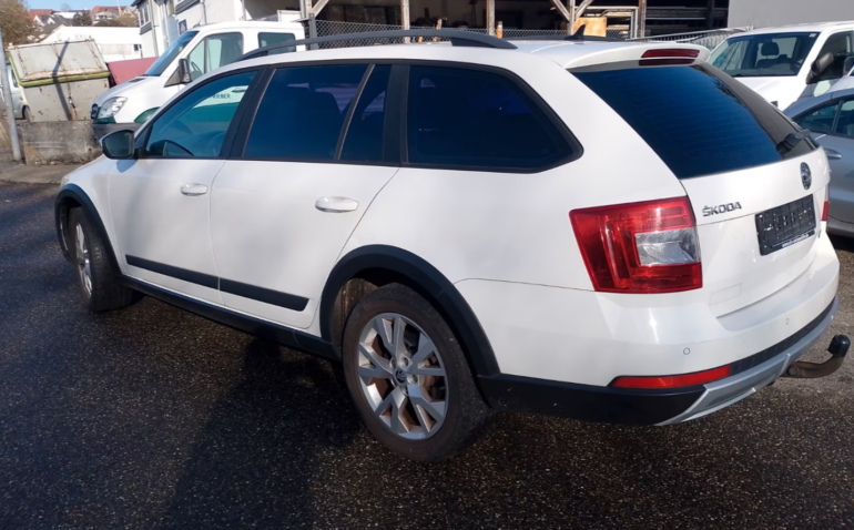 Skoda Octavia Diesel 2.0 2015 Automata m-4 auto-dan.ro