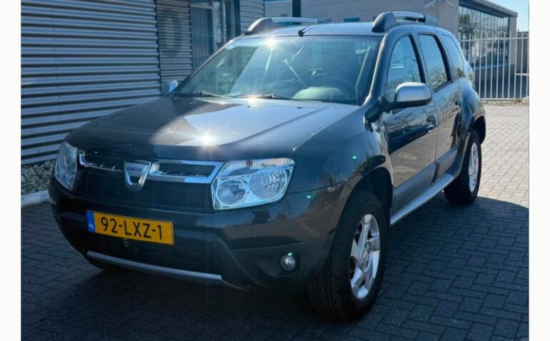 Dacia Duster Benzina 1.6 2010 Manuala m-1 auto-dan.ro