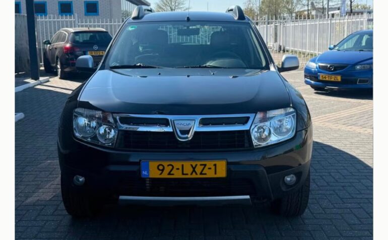Dacia Duster Benzina 1.6 2010 Manuala m-2 auto-dan.ro