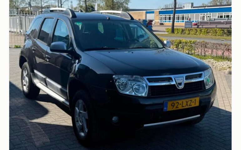 Dacia Duster Benzina 1.6 2010 Manuala m-3 auto-dan.ro