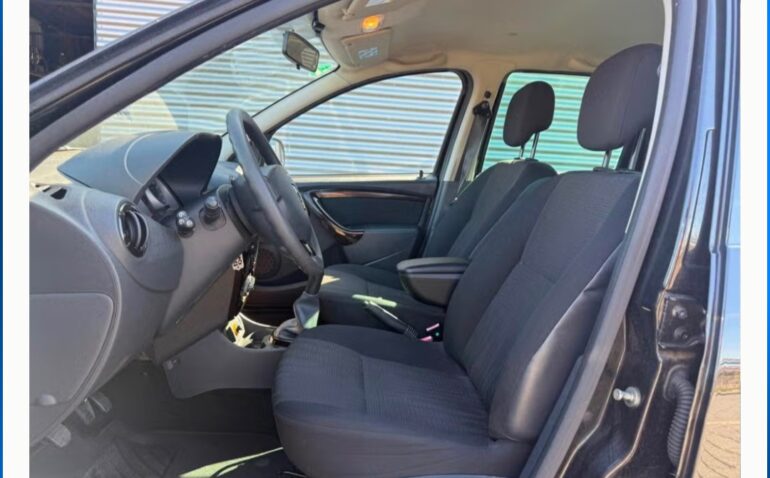 Dacia Duster Benzina 1.6 2010 Manuala m-8 auto-dan.ro