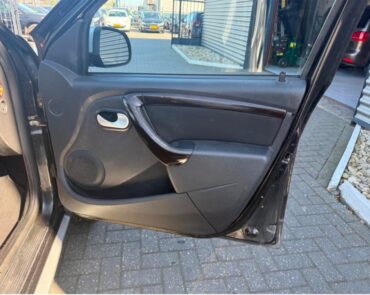 Dacia Duster Benzina 1.6 2010 Manuala 10 auto-dan.ro