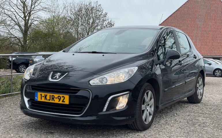 Peugeot 308 Benzina 1.6 2012 Manuala m-2 auto-dan.ro