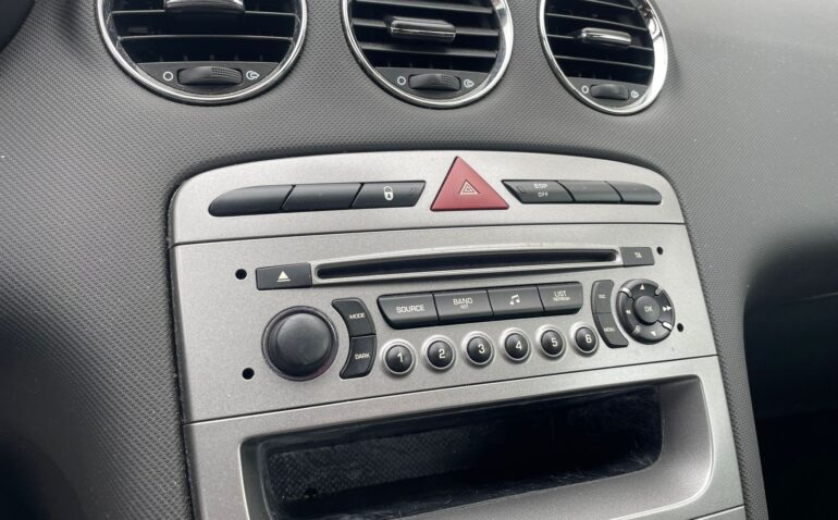 Peugeot 308 Benzina 1.6 2012 Manuala m-16 auto-dan.ro