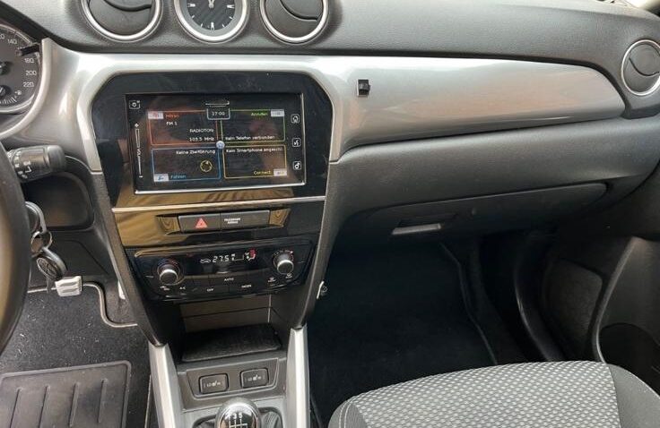 Suzuki Vitara Diesel 1.6 2016 Manuala m-8 auto-dan.ro