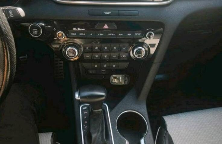 KIA Sportage Hybrid diesel 2.0 2019 Automata m-12 auto-dan.ro